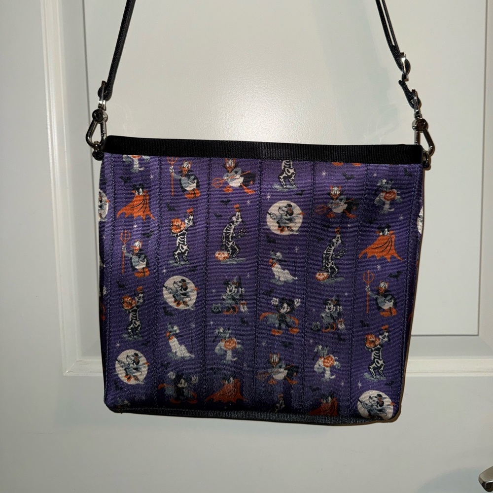 Harveys Mickey and Friends Halloween Convertible Crossbody